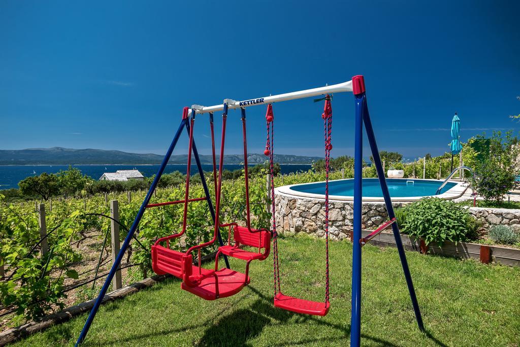 Holiday Home Vineyard House Bol Exteriör bild
